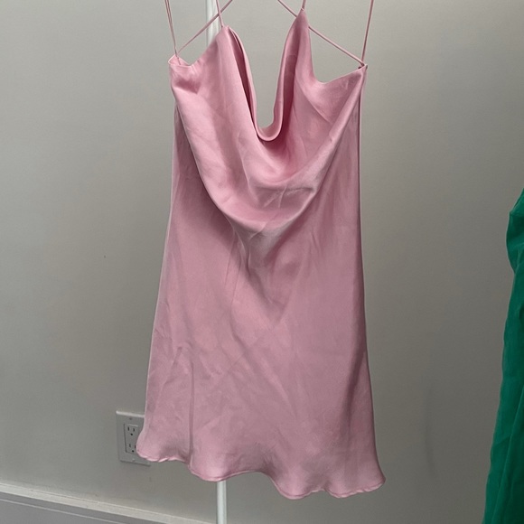 Zara silk baby pink dress - Picture 1 of 3
